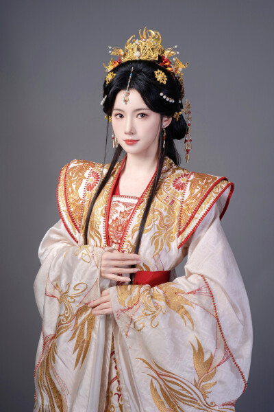 辞凤归 谢晚棠