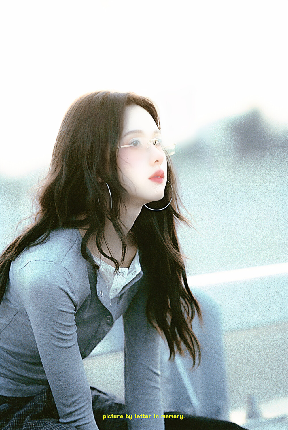  ☥•那天早上的雾散了，不止早上，不止雾 •☼
# 陈都灵☼