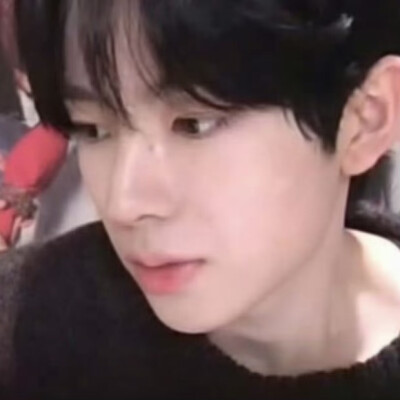 欸