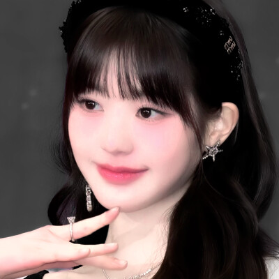 张元英