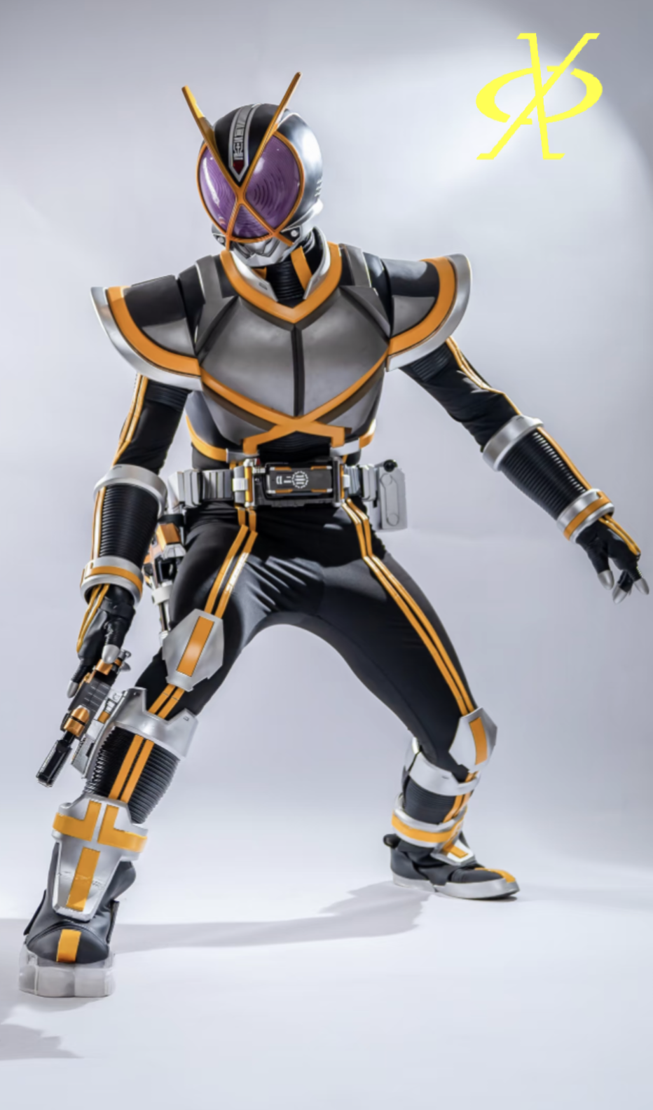 假面骑士凯撒，安装凯撒光标。《假面骑士555》系列。(侵权删)