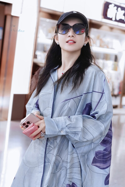 王鸥