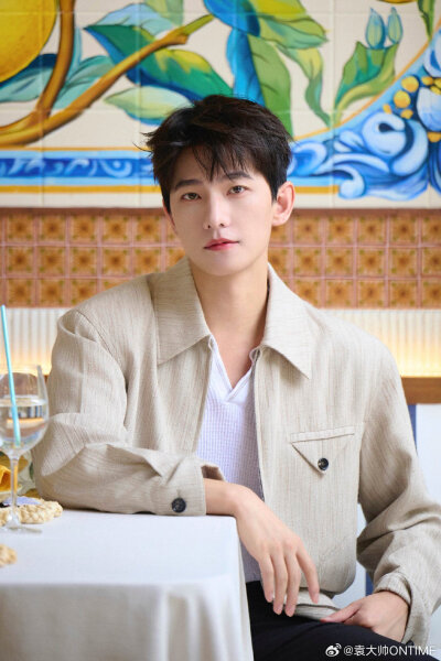 杨洋