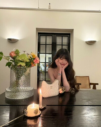 张元英