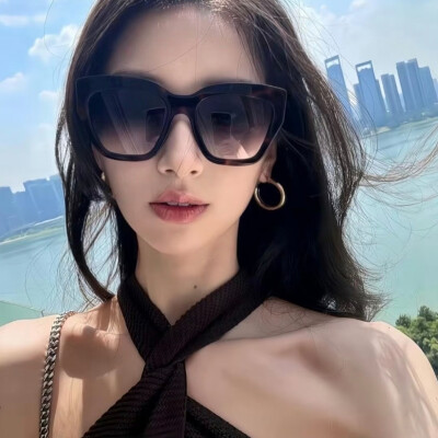 女头