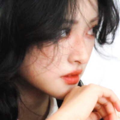 沈月