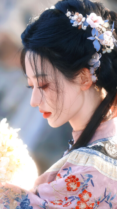 杨雨潼