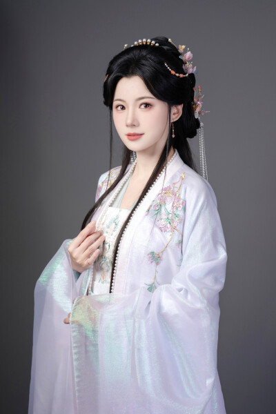 辞凤归 谢晚棠