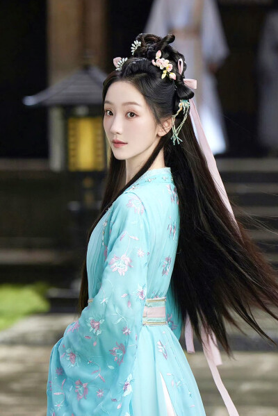 赴山海 南宫小意