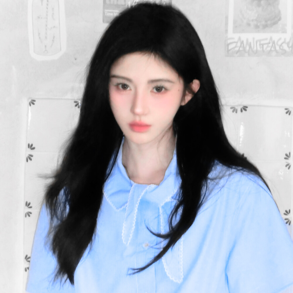 可口的蓝莓小蛋糕