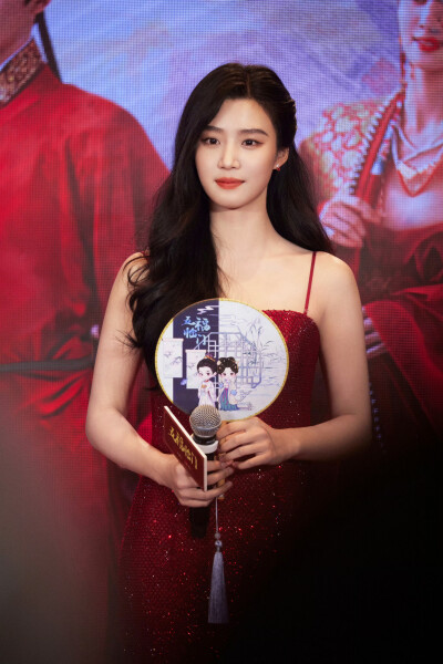 卢昱晓