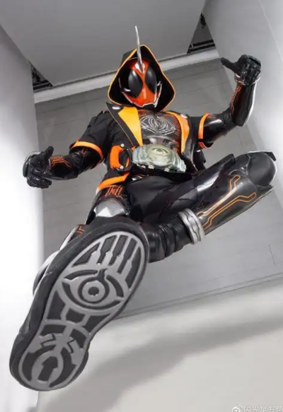 假面骑士灵骑。(侵权删)