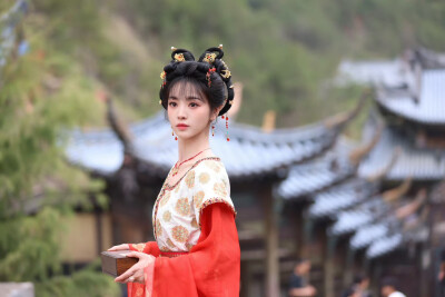 田曦薇