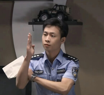 张译《三七碰上二十一》乔锐