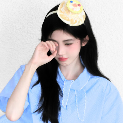 可口的蓝莓小蛋糕