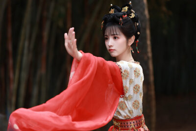 田曦薇