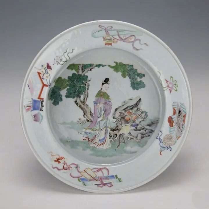清·雍正 粉彩麻姑白眉祝寿纹折沿盘
观复博物馆藏

