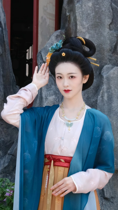 国色芳华 莲舟 包晨希