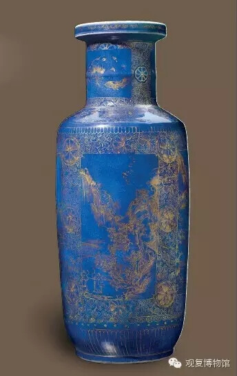 清 康熙 洒蓝地描金开光山水图棒槌瓶