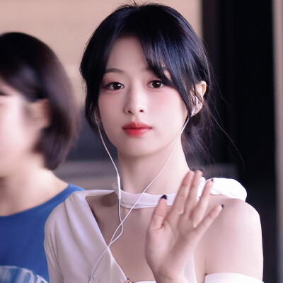 透过月光，我和风都在流浪