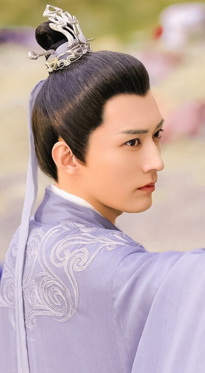 刘学义 饰 昊辰／柏霖 《琉璃》