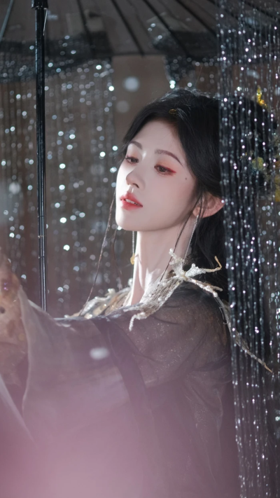 鞠婧祎