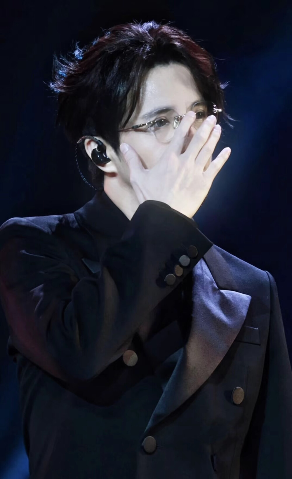 始于颜值，陷于才华，忠于人品。 我心里的大太阳～最好的薛之谦