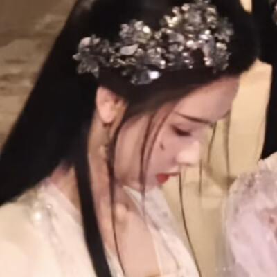 陈都灵
