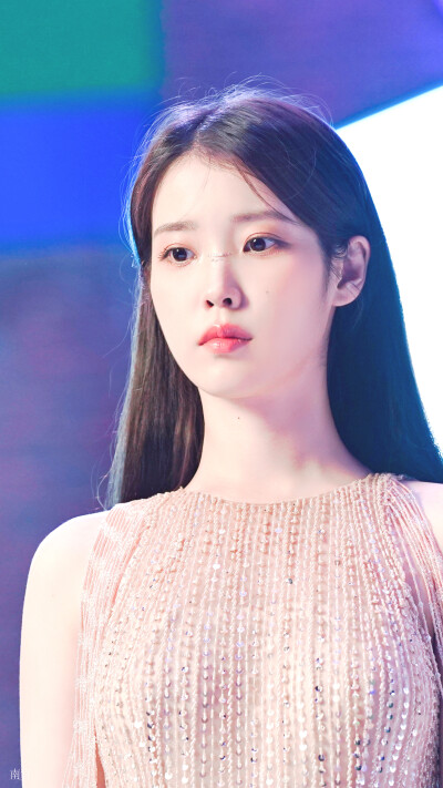 IU