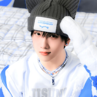 
冬日-denim skirt⑅×wine rose｀純白