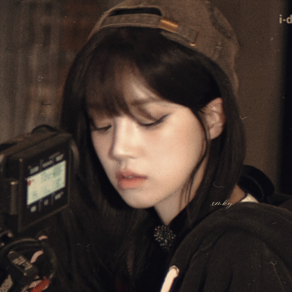 "我想要忘記"…ヘアラインの香り、《替代》