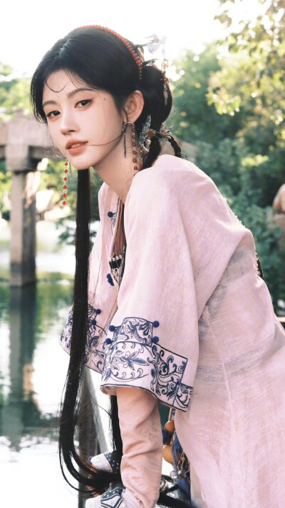 来战 阿黛 鞠婧祎