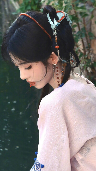 来战 阿黛 鞠婧祎