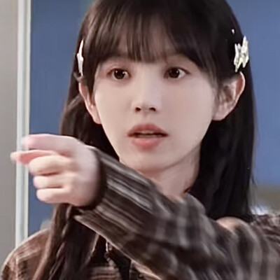 她的眼睛永远亮晶晶