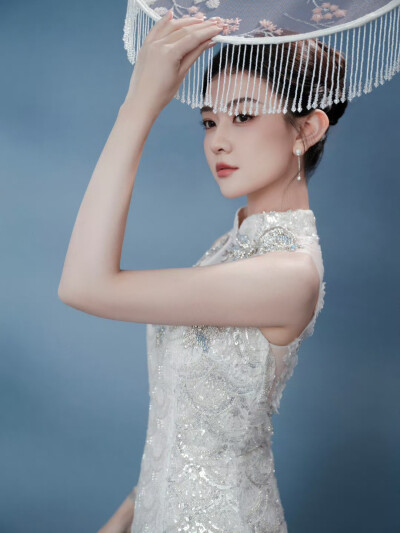 梁洁