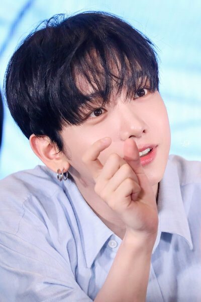 明宰铉boynext