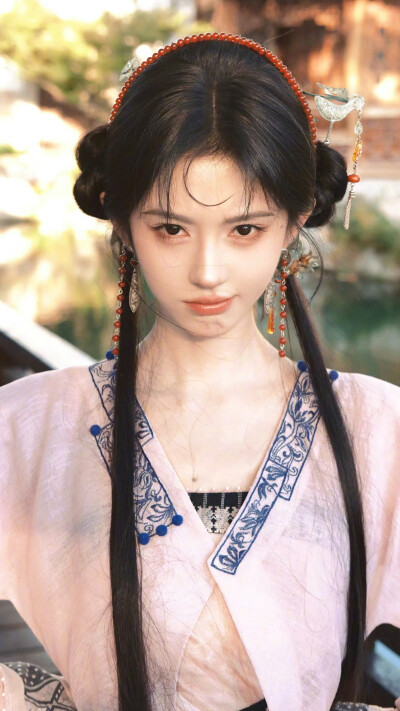 来战 阿黛 鞠婧祎