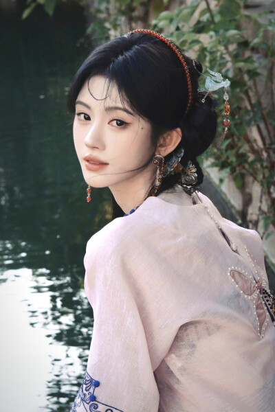 来战 阿黛