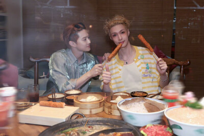 SUHO 艺兴