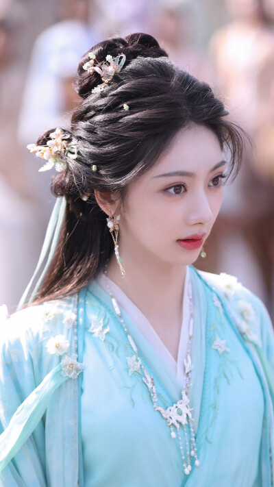 献鱼 廖停雁 王影璐