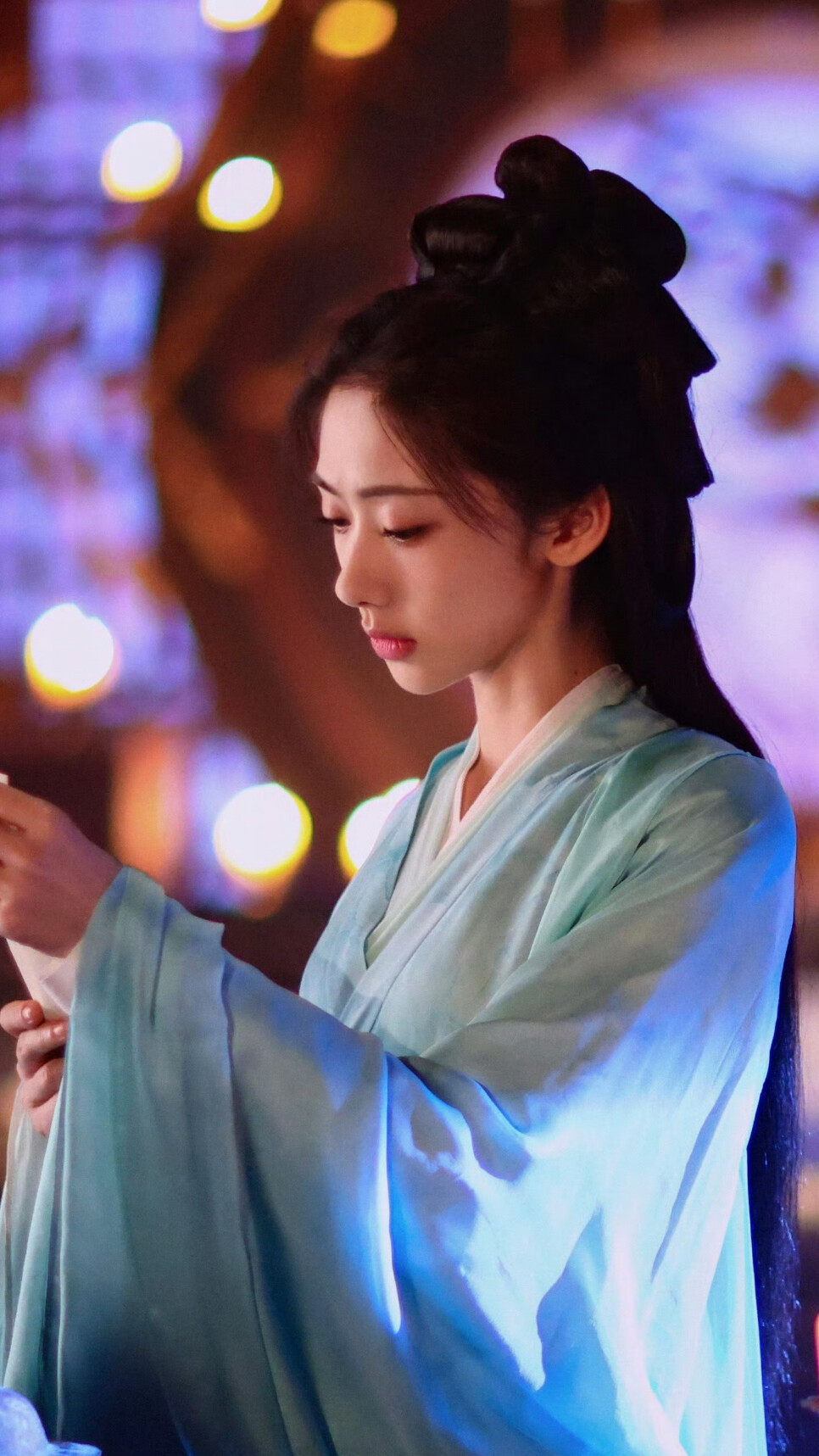 献鱼 廖停雁 王影璐