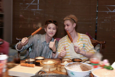 SUHO 艺兴