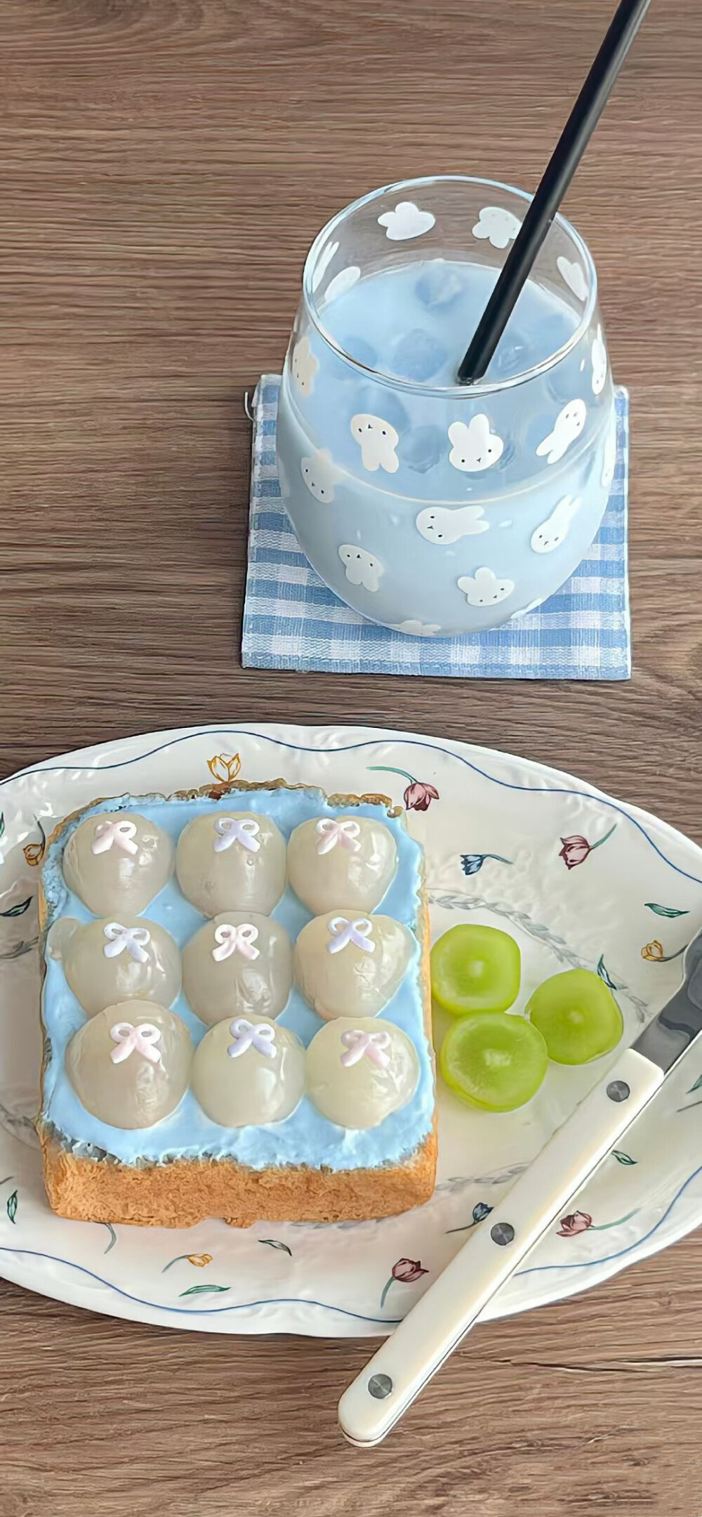 ▸ins风壁纸
"万物自有节奏 小闲既欢 小清既静"