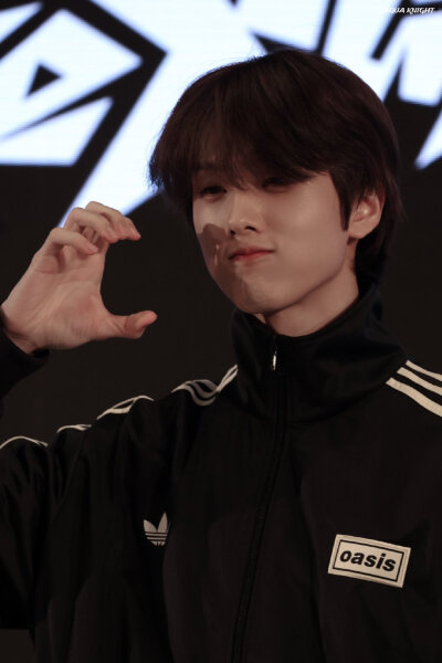 朴志晟