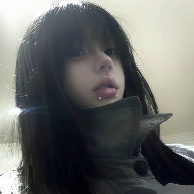 风格真人女头