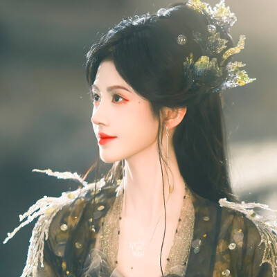 鞠婧祎
