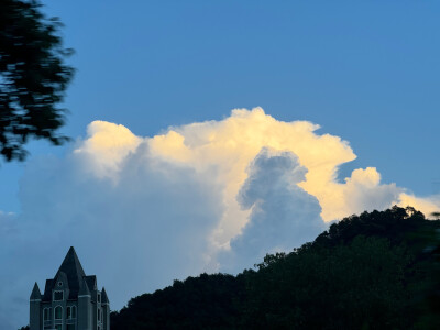 夏天的天空碎片