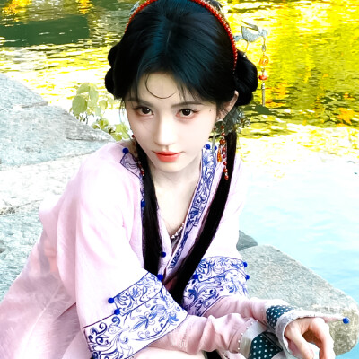 鞠婧祎