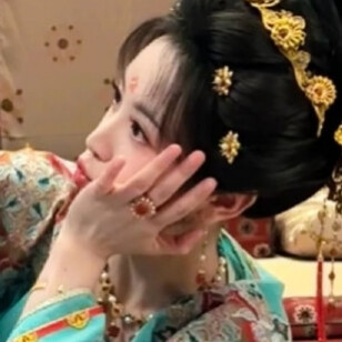 小猫自拍