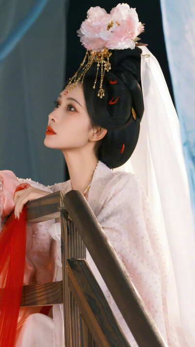 尚公主 暮晚摇 孟子义